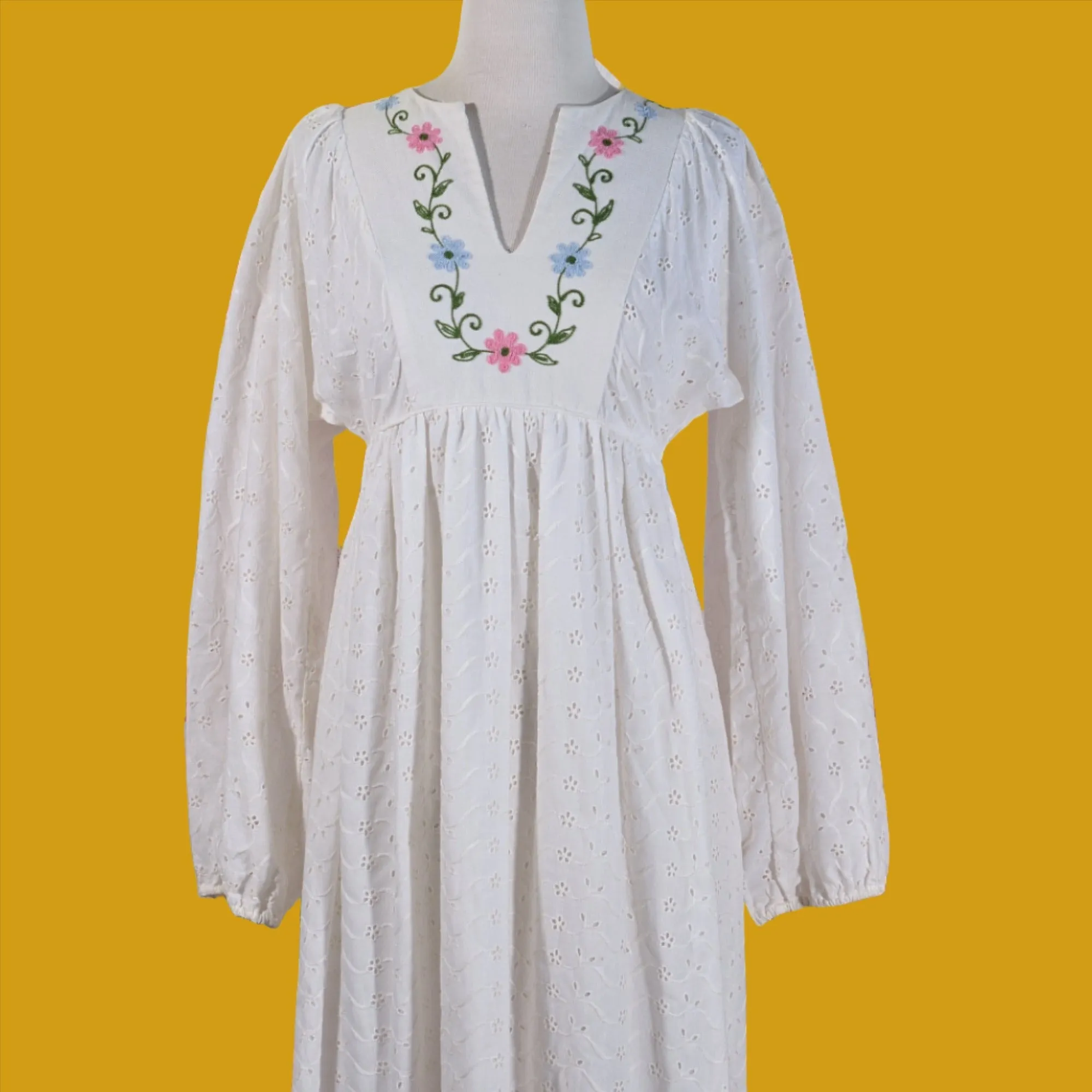 60s/70s White Lace Maxi Dress Embroidered Details, Boho Hippie Maxi Dress