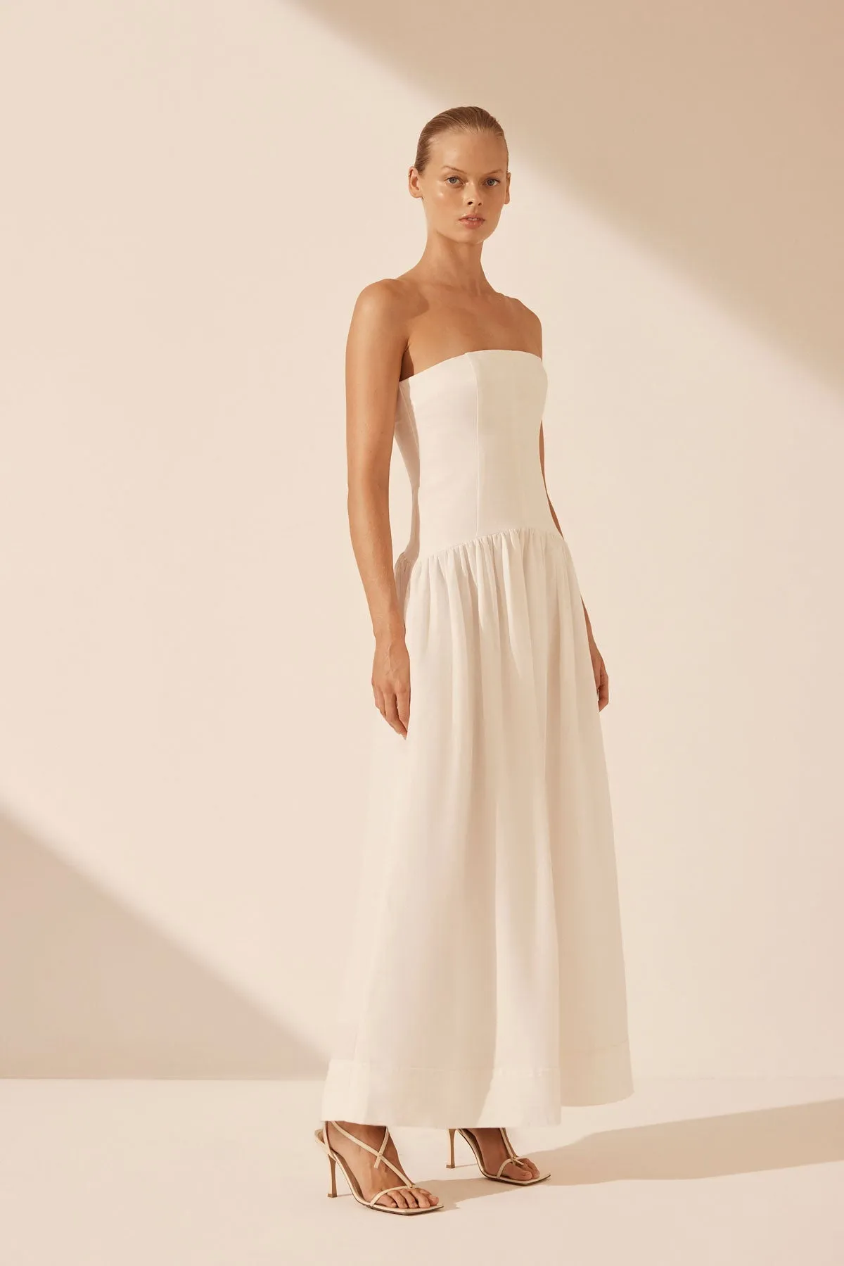 BLANC LINEN STRAPLESS PANELLED MAXI DRESS