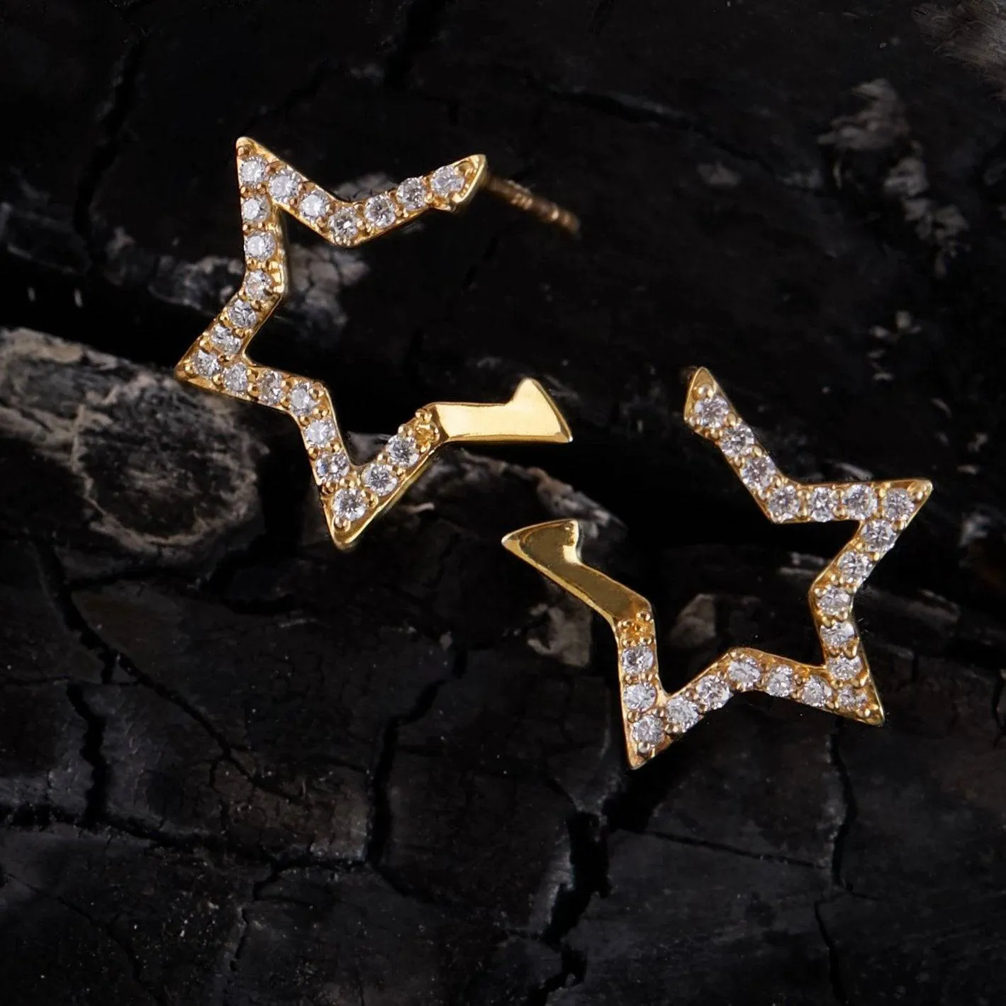 Diamond Open Star Earrings Gold