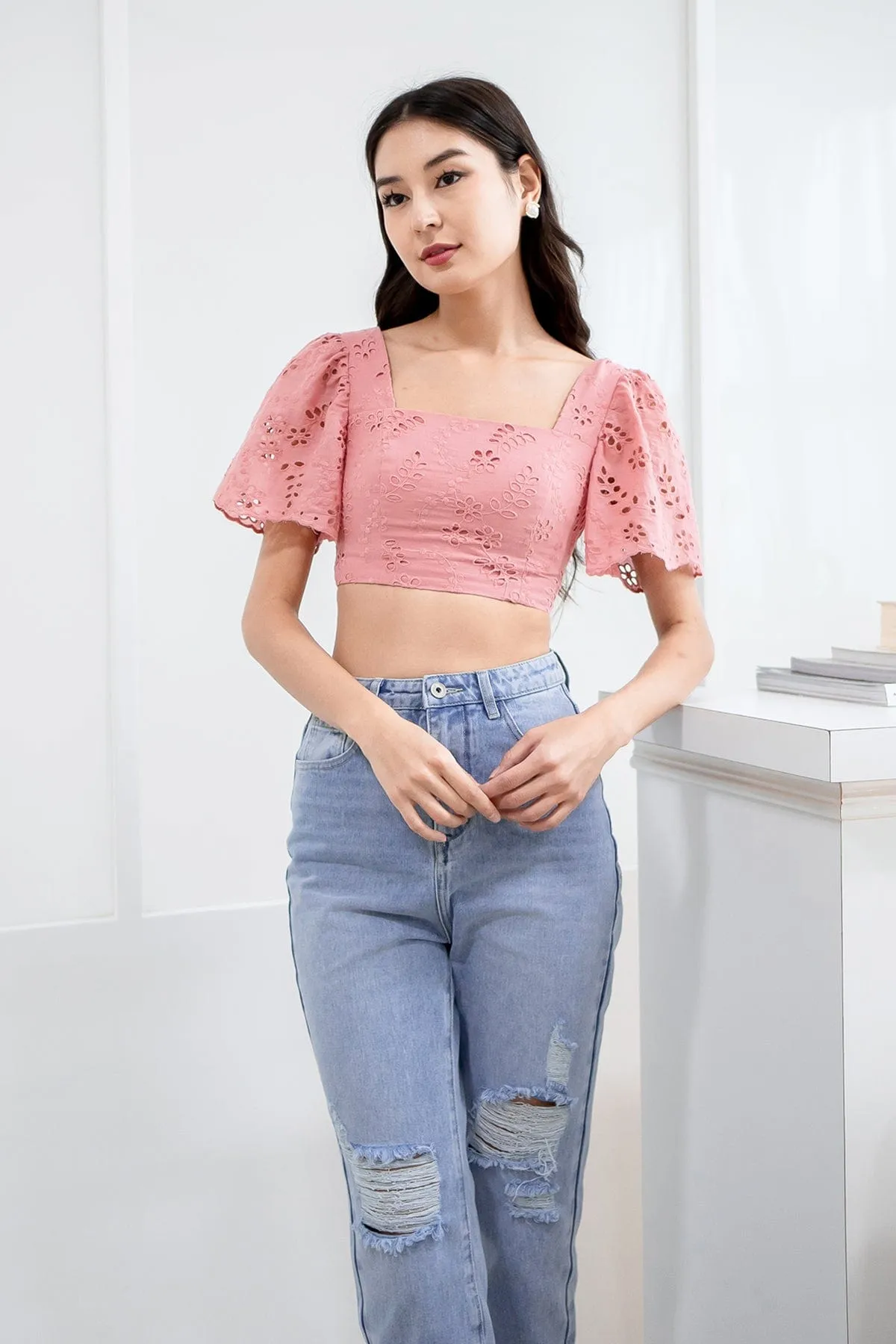 ELYSSA EYELET TOP IN ROSE PINK