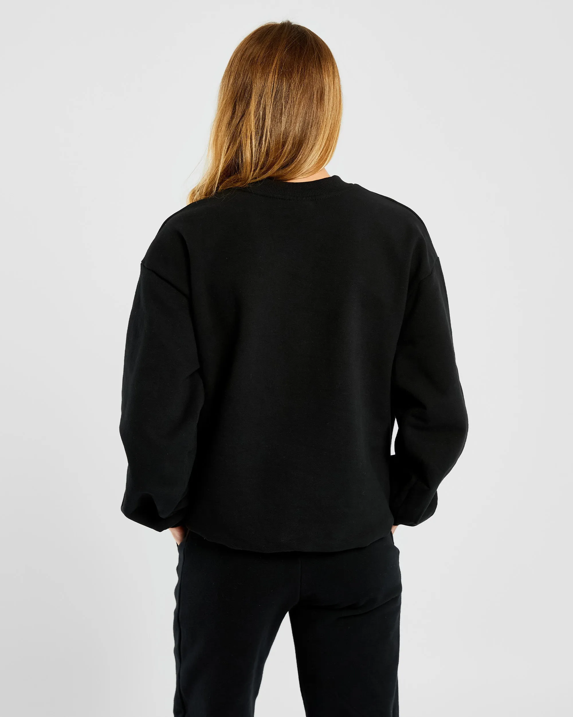 Everyday Relaxed Sweater - Black