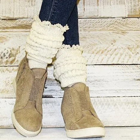 LACE  topped ultimate slouch socks - natural