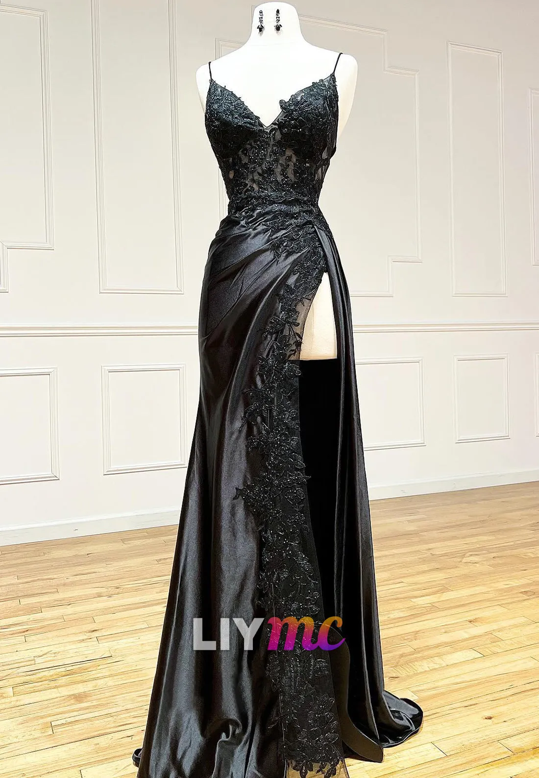 LP2326 - V-Neck Spaghetti Straps Appliques High Slit Sheath Prom Dress