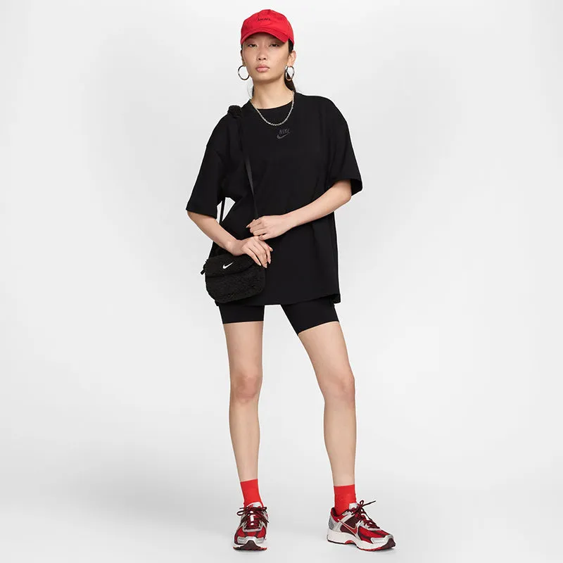 Nike Women's Sportswear Oversized T-Shirt